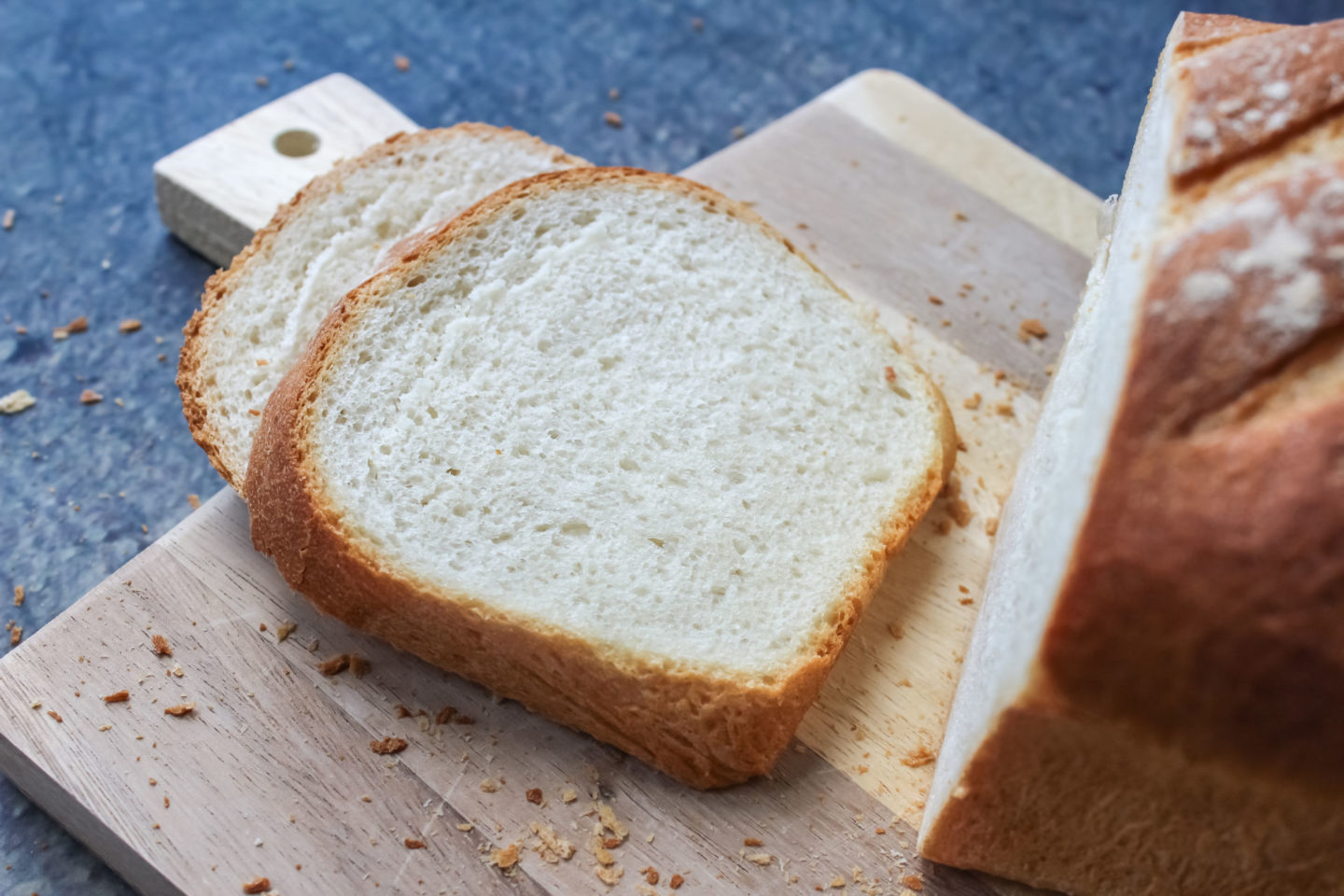 simple-white-tin-loaf