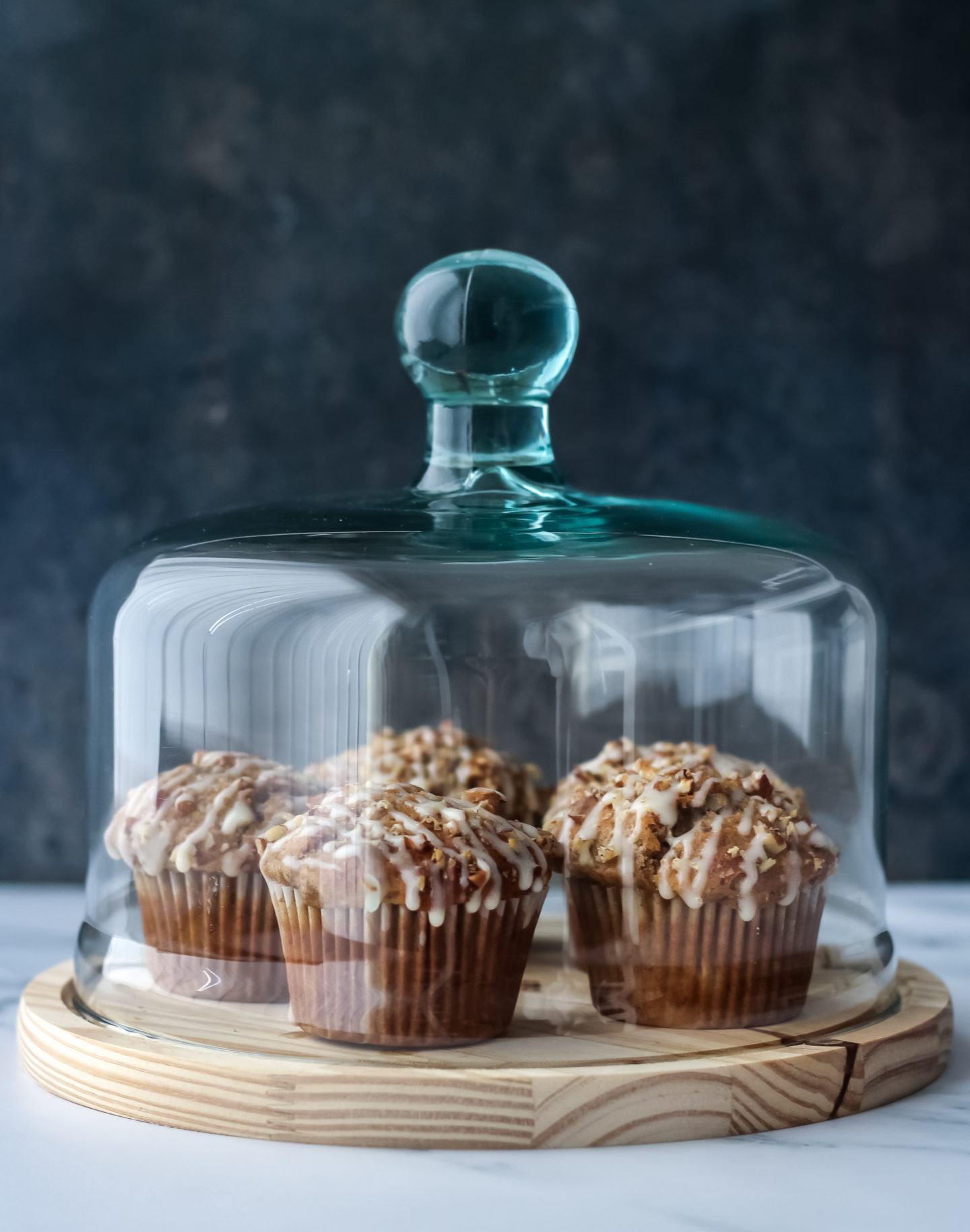 muffins in cake display stand