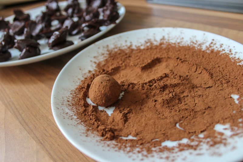 Cocoa Dusted Chocolate Truffles Baker Jo's Simple and Classic Truffles
