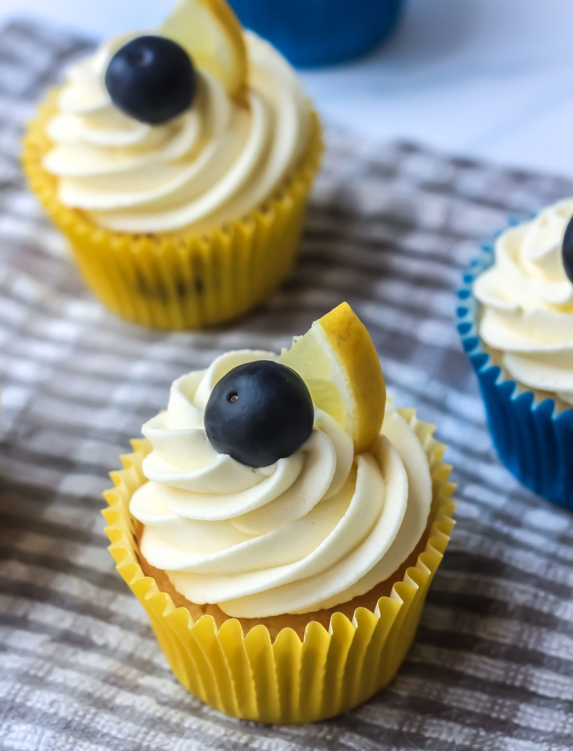 Lemon Blueberry Cupcakes With Whipped Cream Cheese Icing Baker Jo