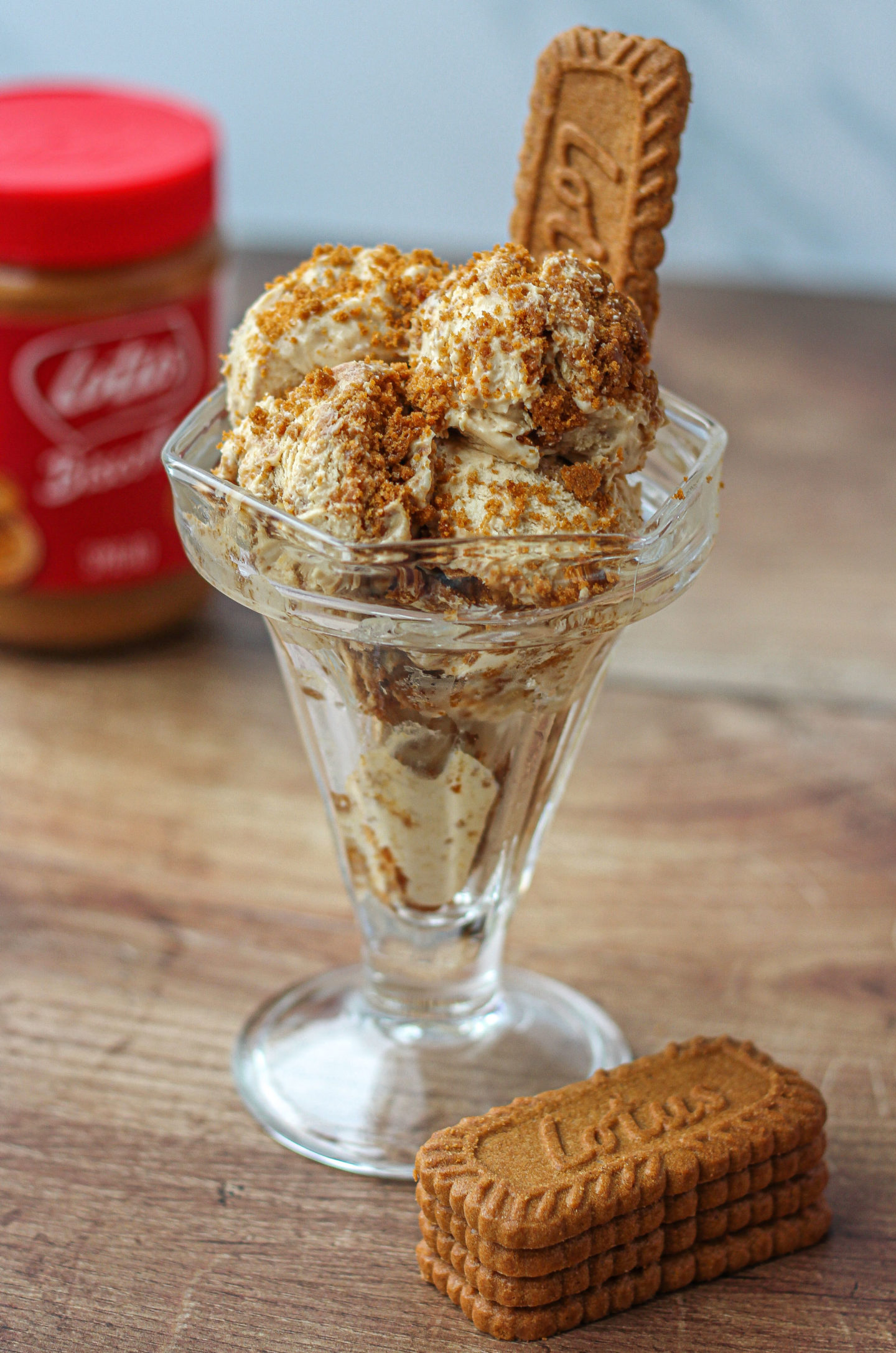 No-churn Biscoff ice cream sundae with Biscoff spread jar in background