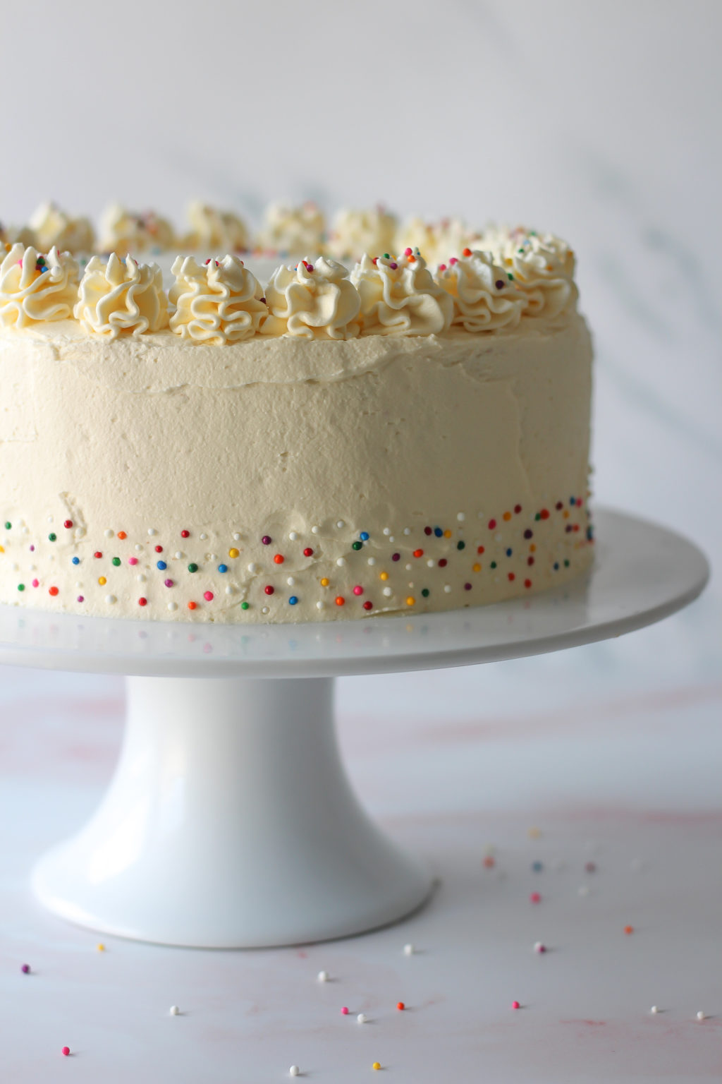 vanilla-layer-cake-with-vanilla-buttercream-baker-jo