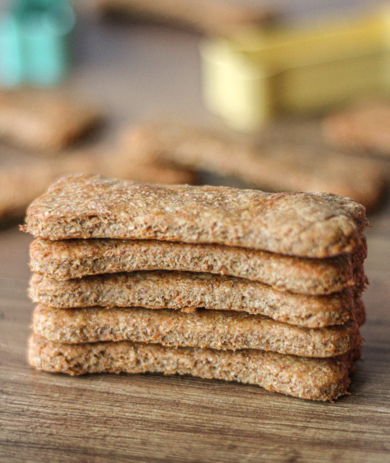 Peanut Butter Banana Dog Treats - Baker Jo